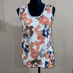 Simply Vera crinkle tank top with florals Size XS flows nicely longer in back